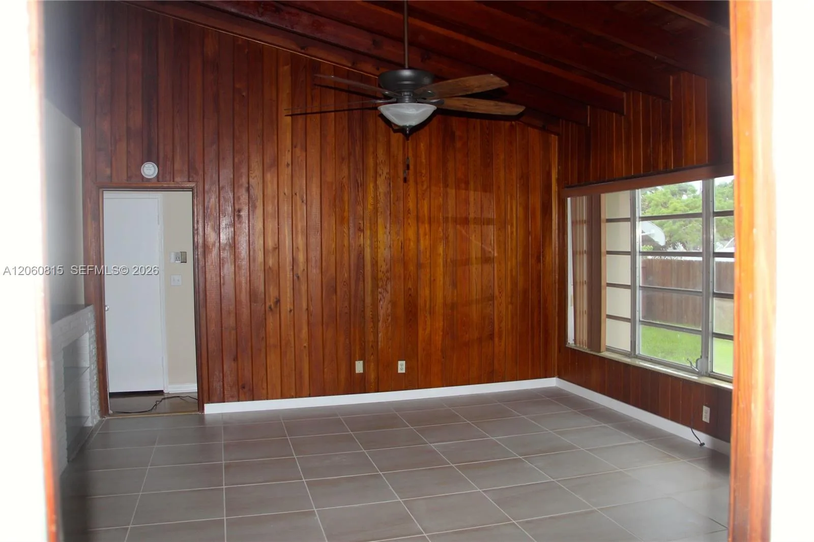 70 Hammond Dr, Miami Springs, FL 33166 photo 9