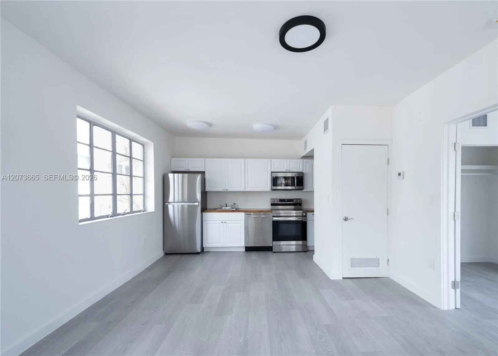 423 NE 71st St # 4, Miami, FL 33138