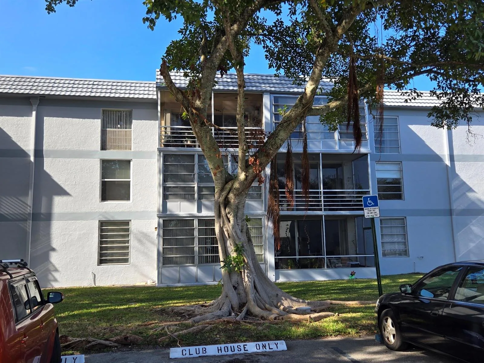 8390 Sands Point Boulevard # F209, Tamarac, FL 33321