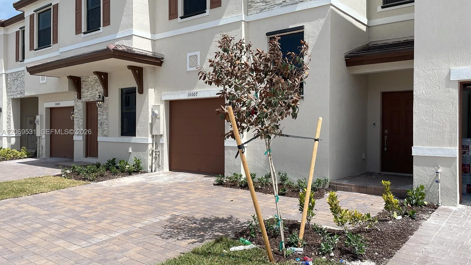 10007 SW 231 Ln, Miami, FL 33190 photo 2