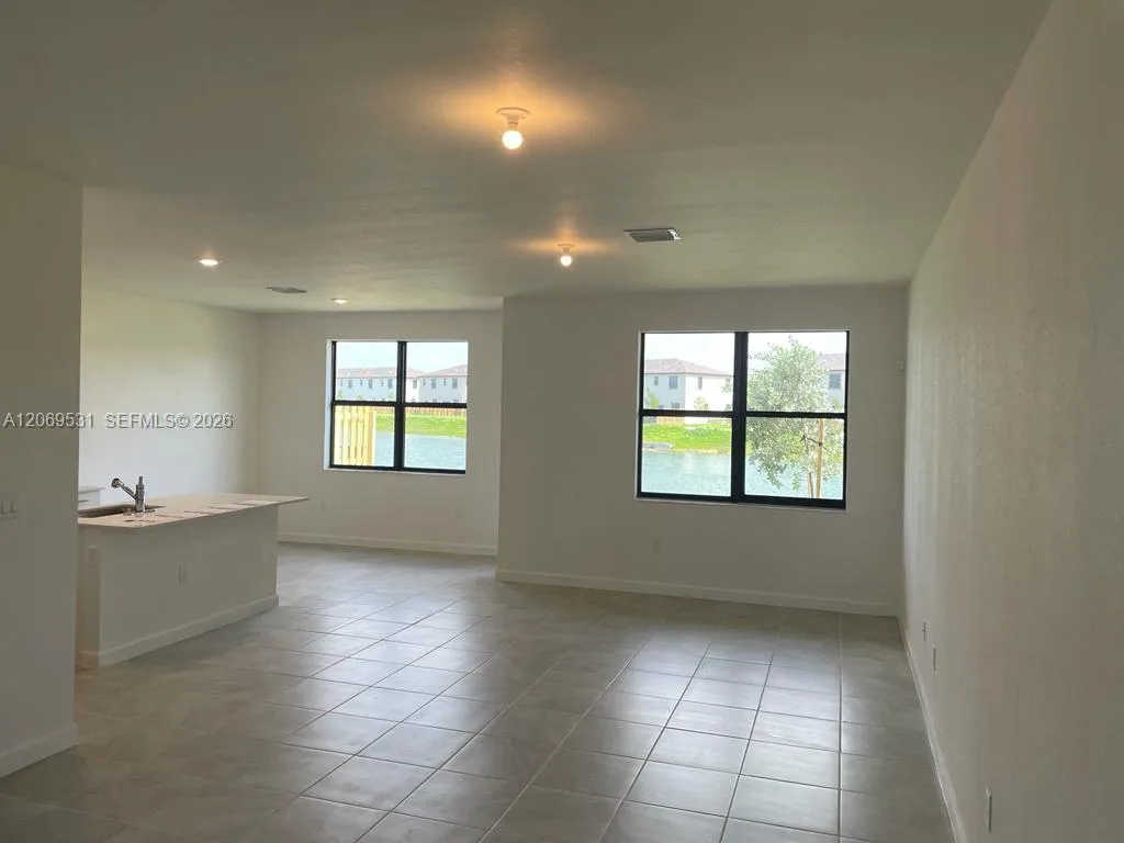 10007 SW 231 Ln, Miami, FL 33190 photo 8