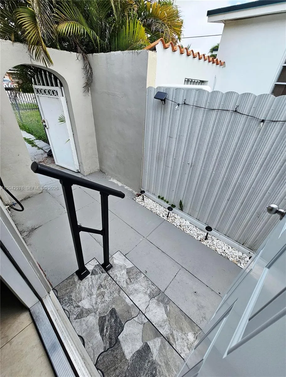 000 NW 51 AVE # STUDIO, Miami, FL 33126 photo 2