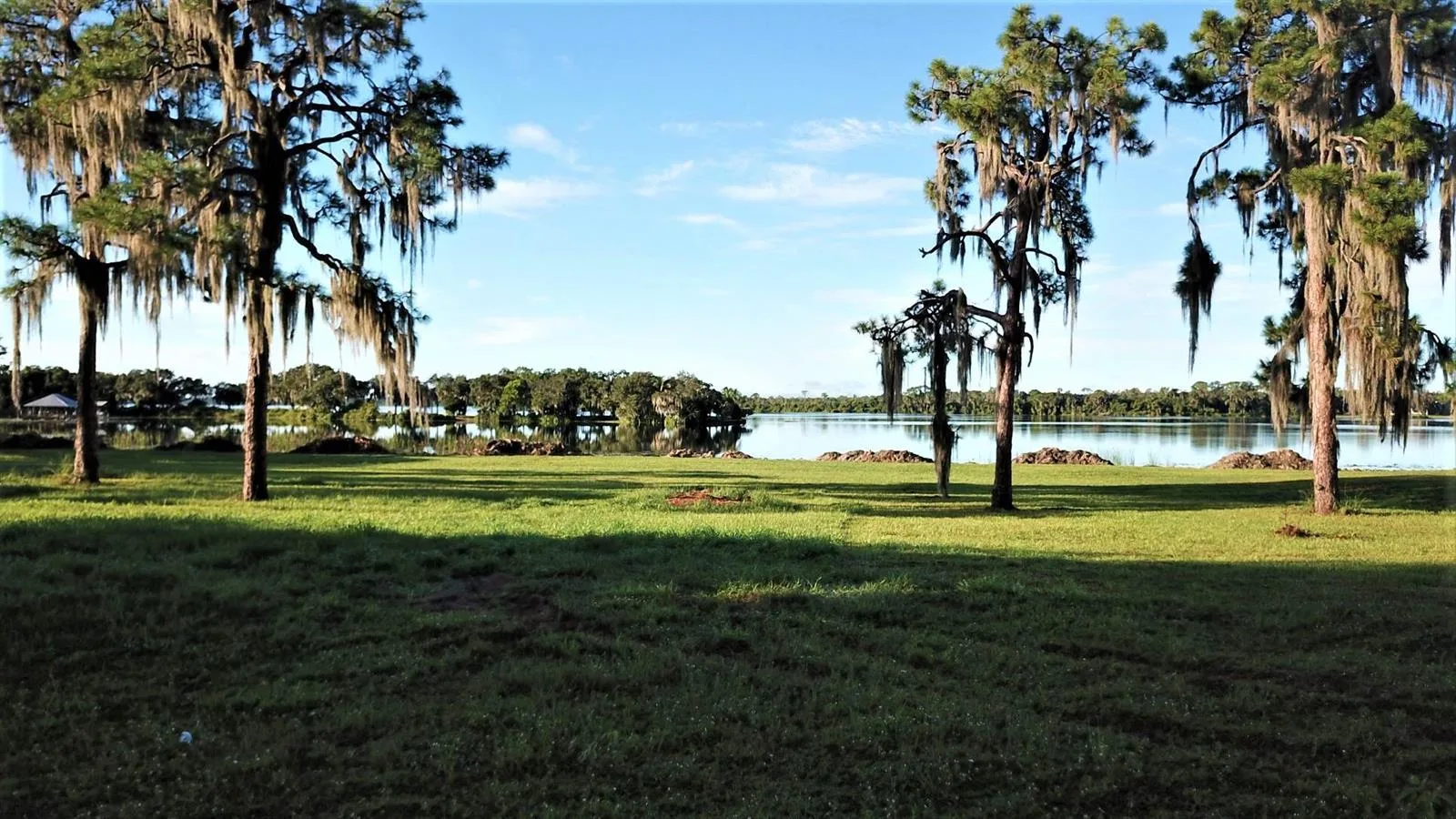 1040 Lake June Road, Lake Placid, FL 33852