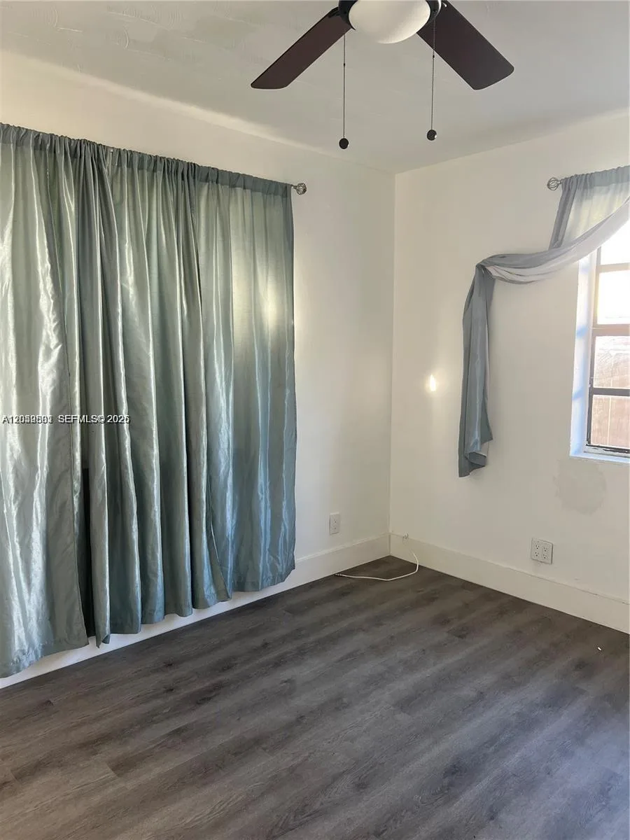 2126 Arthur St, Hollywood, FL 33020 photo 6