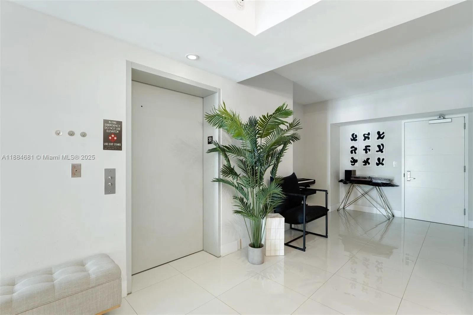 1010 Brickell Ave # 3004, Miami, FL 33131 photo 8