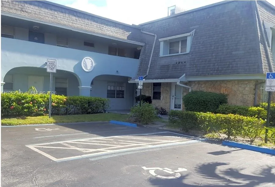 4271 NW 5th St # 112a, Plantation, FL 33317