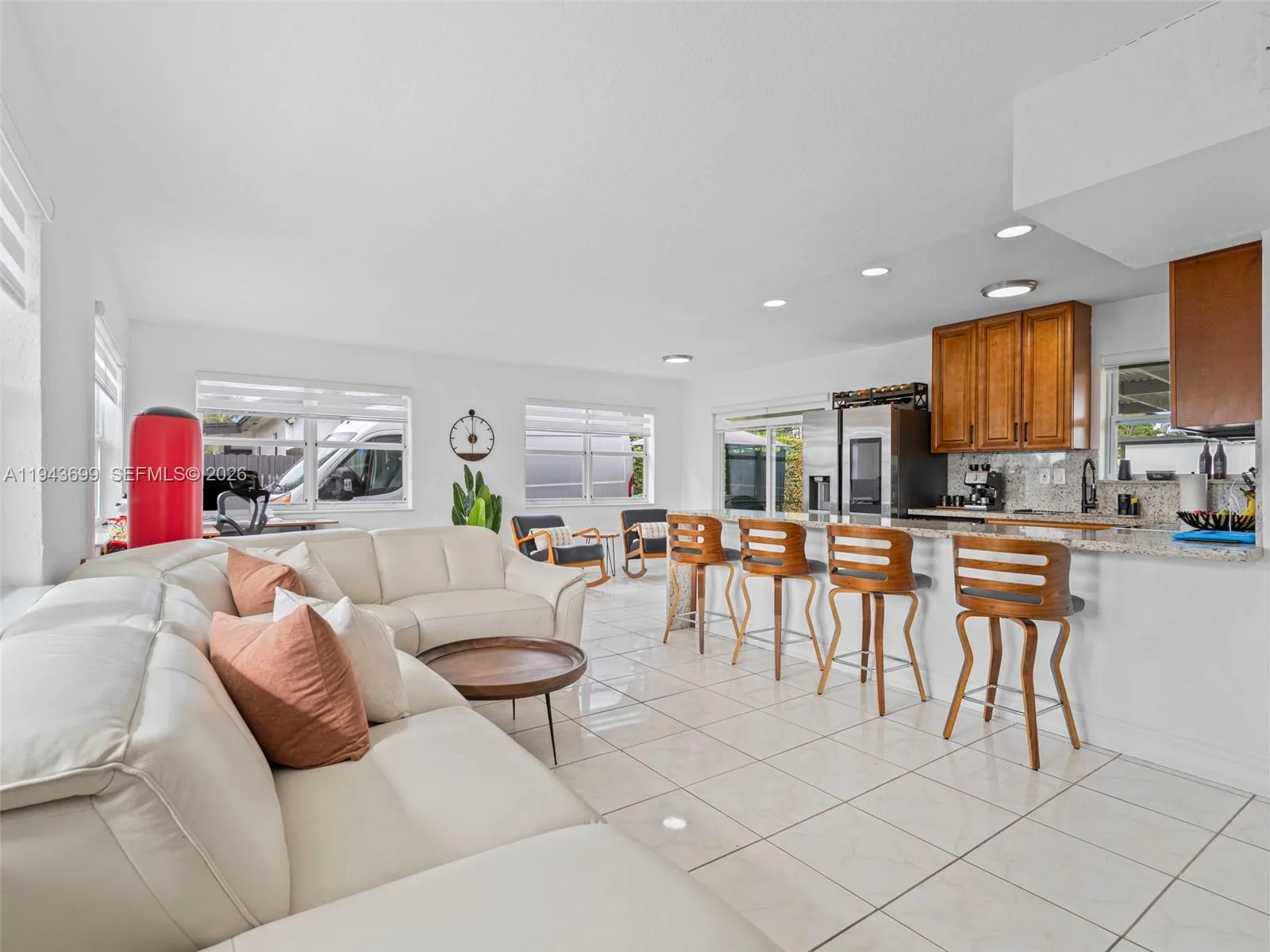11401 SW 56th St, Miami, FL 33165 photo 3