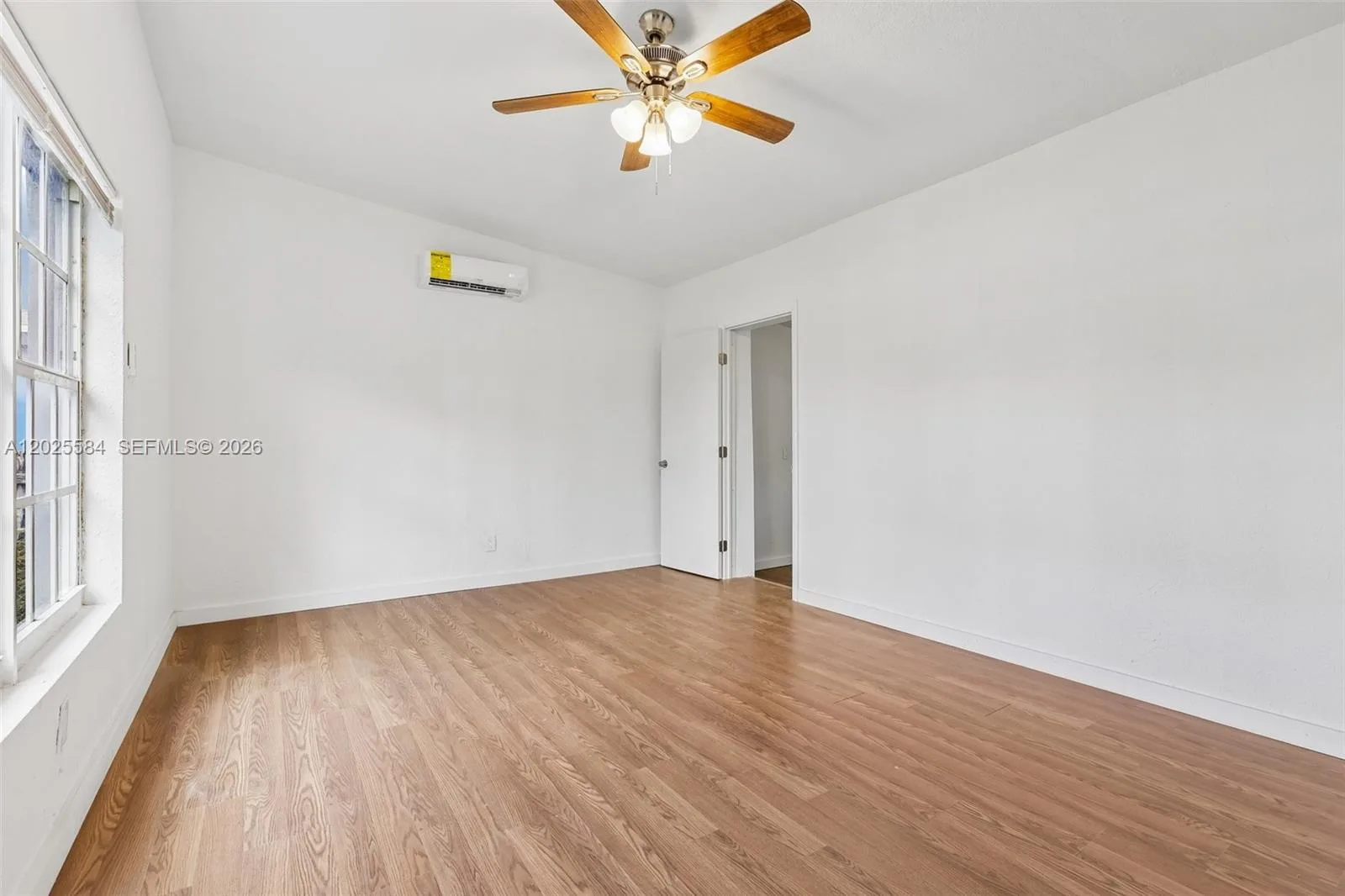 1045 NW 115th St, Miami, FL 33168 photo 7