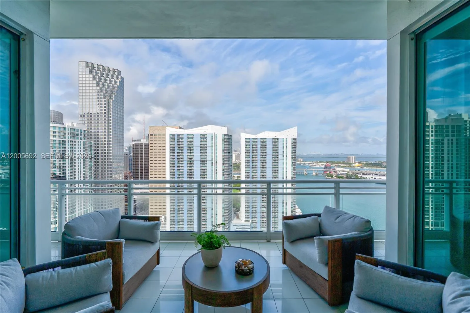 900 Brickell Key Blvd # 3002, Miami, FL 33131 photo 11