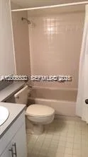 8290 LAKE DR # 412, Doral, FL 33166 photo 10