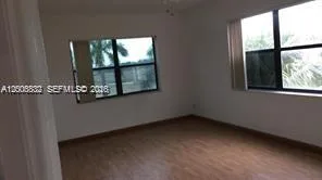 8290 LAKE DR # 412, Doral, FL 33166 photo 4