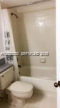 8290 LAKE DR # 412, Doral, FL 33166 photo 8