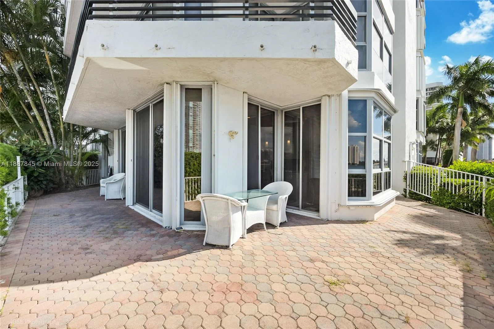 3530 Mystic Pointe Dr # 101, Aventura, FL 33180 photo 10