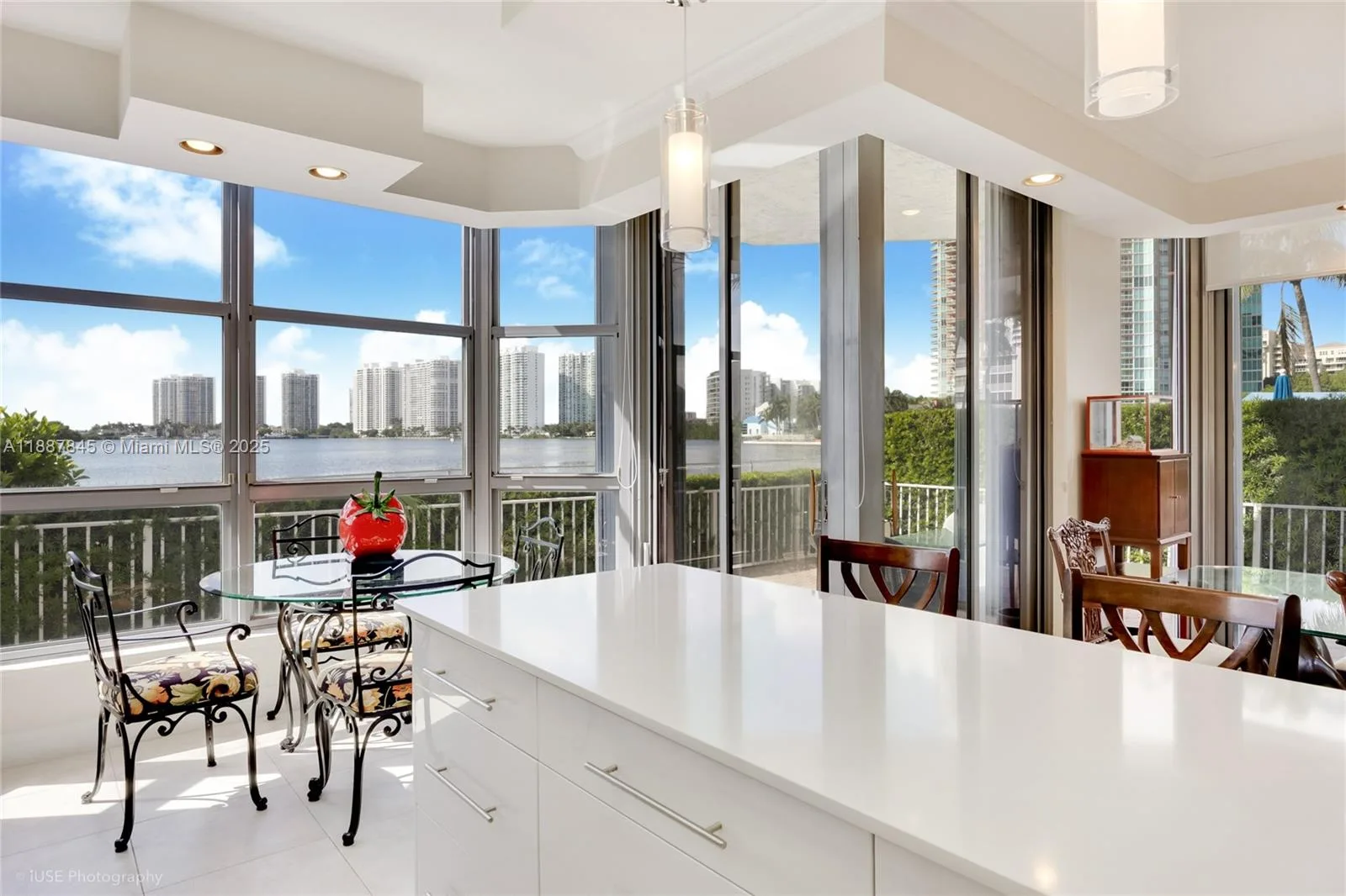 3530 Mystic Pointe Dr # 101, Aventura, FL 33180 photo 7