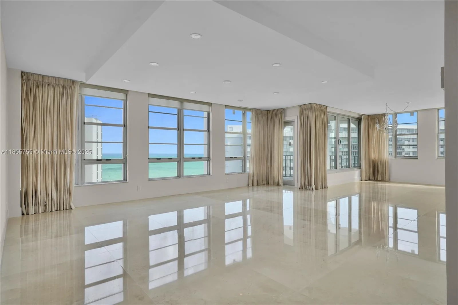 5660 Collins Ave # 15B, Miami Beach, FL 33140