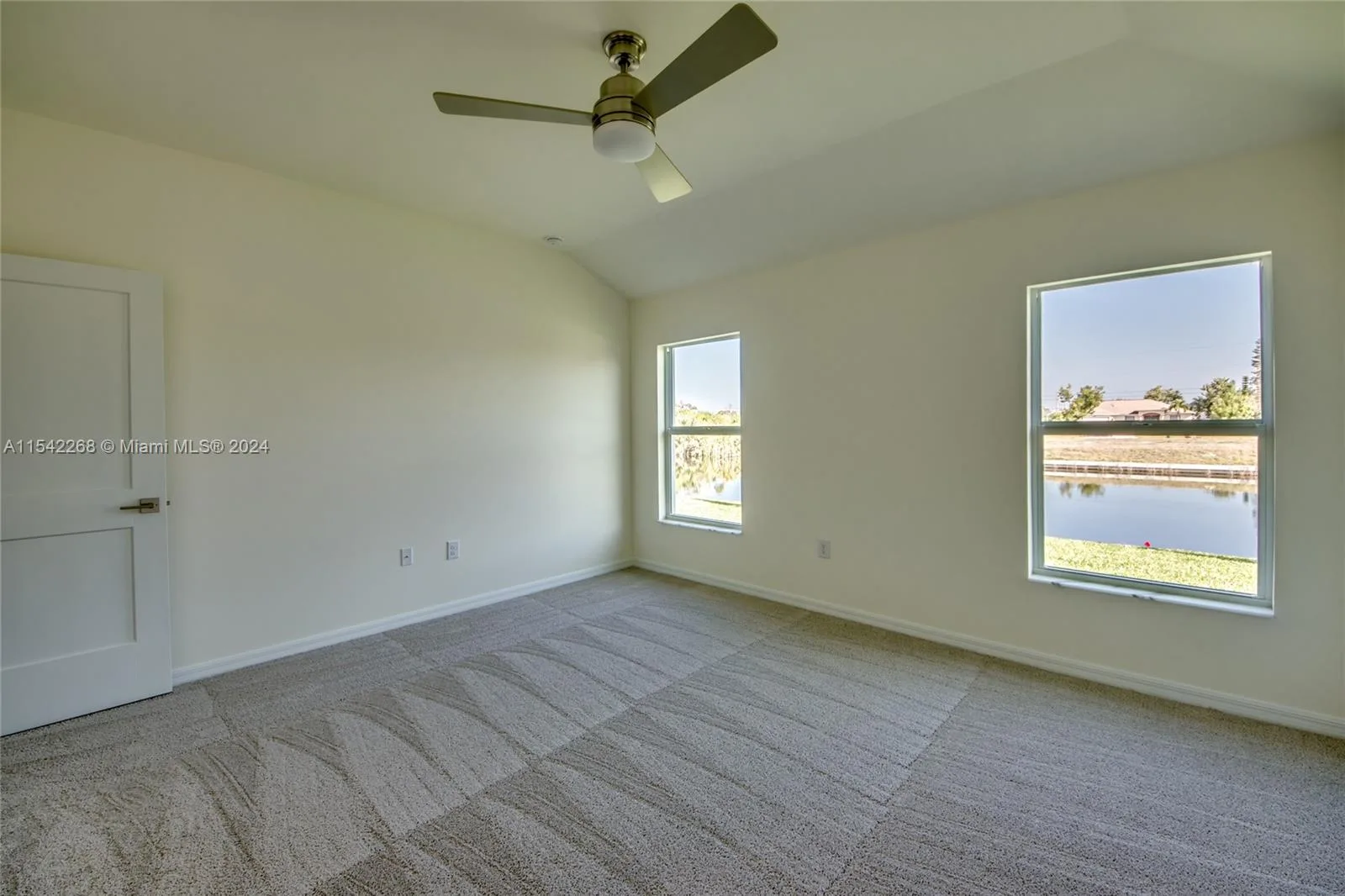 26 NE 6th Street, Cape Coral, FL 33909 photo 5