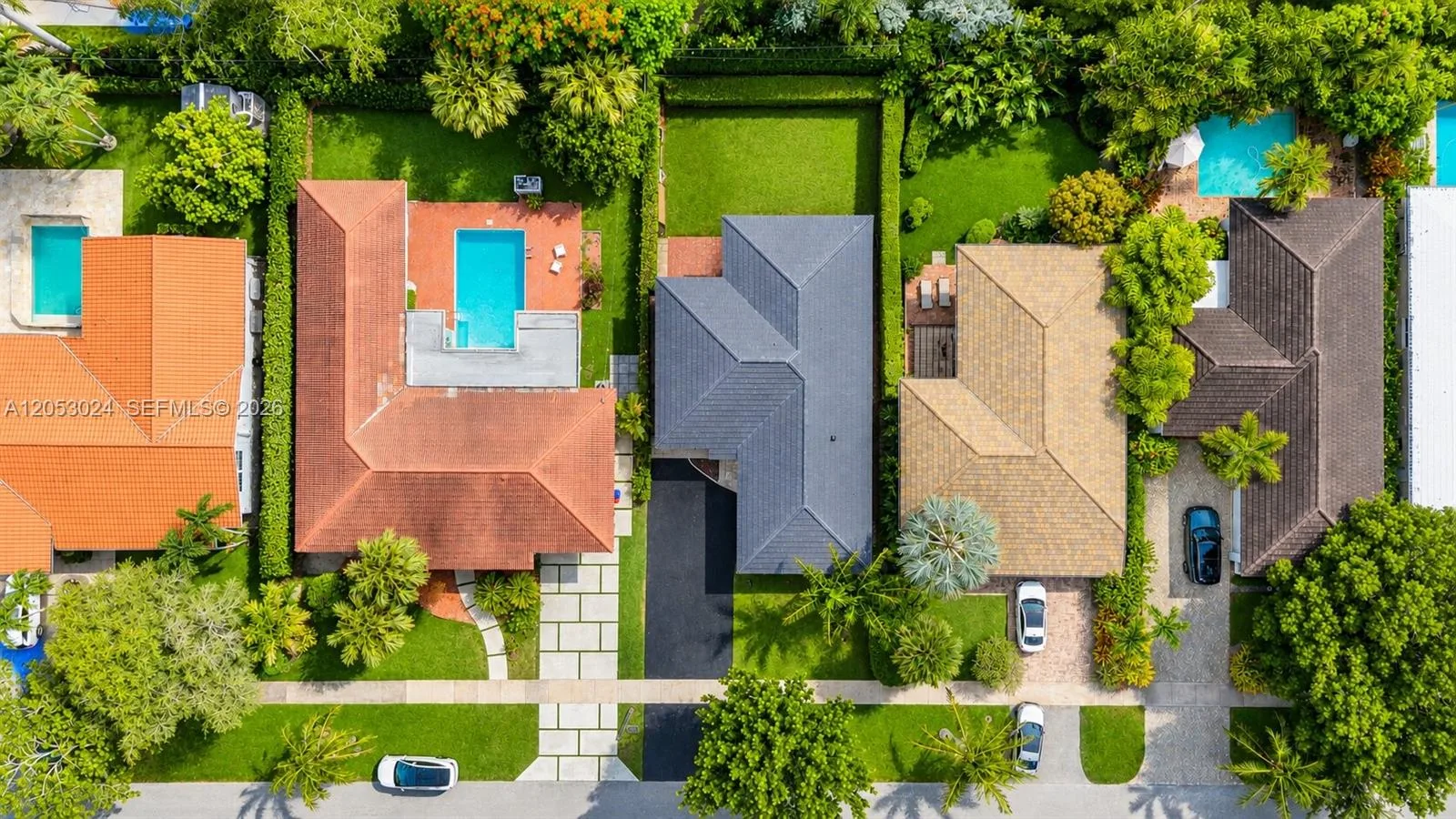 516 Gerona Ave, Coral Gables, FL 33146 photo 3