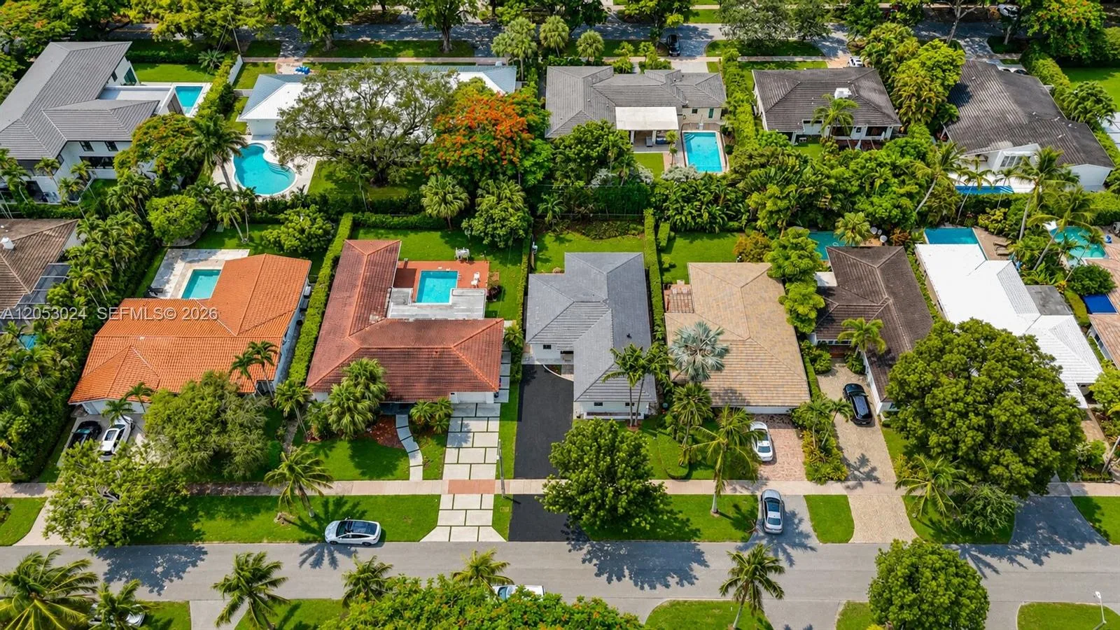 516 Gerona Ave, Coral Gables, FL 33146 photo 4