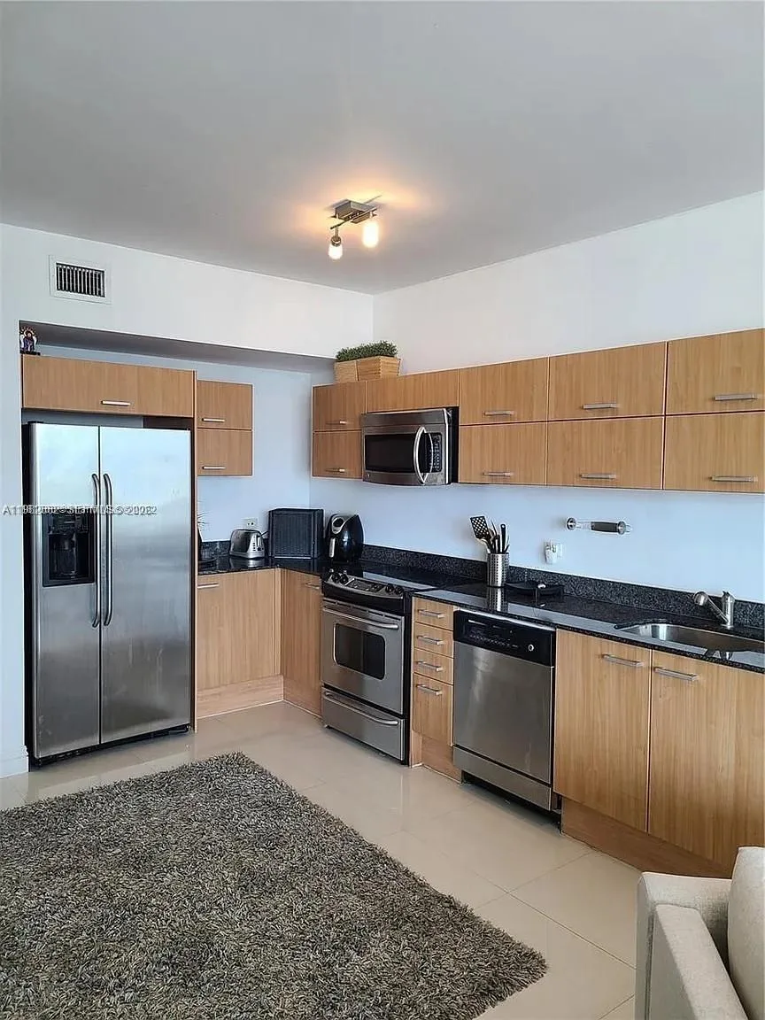 350 S Miami Ave # 2109, Miami, FL 33130 photo 7