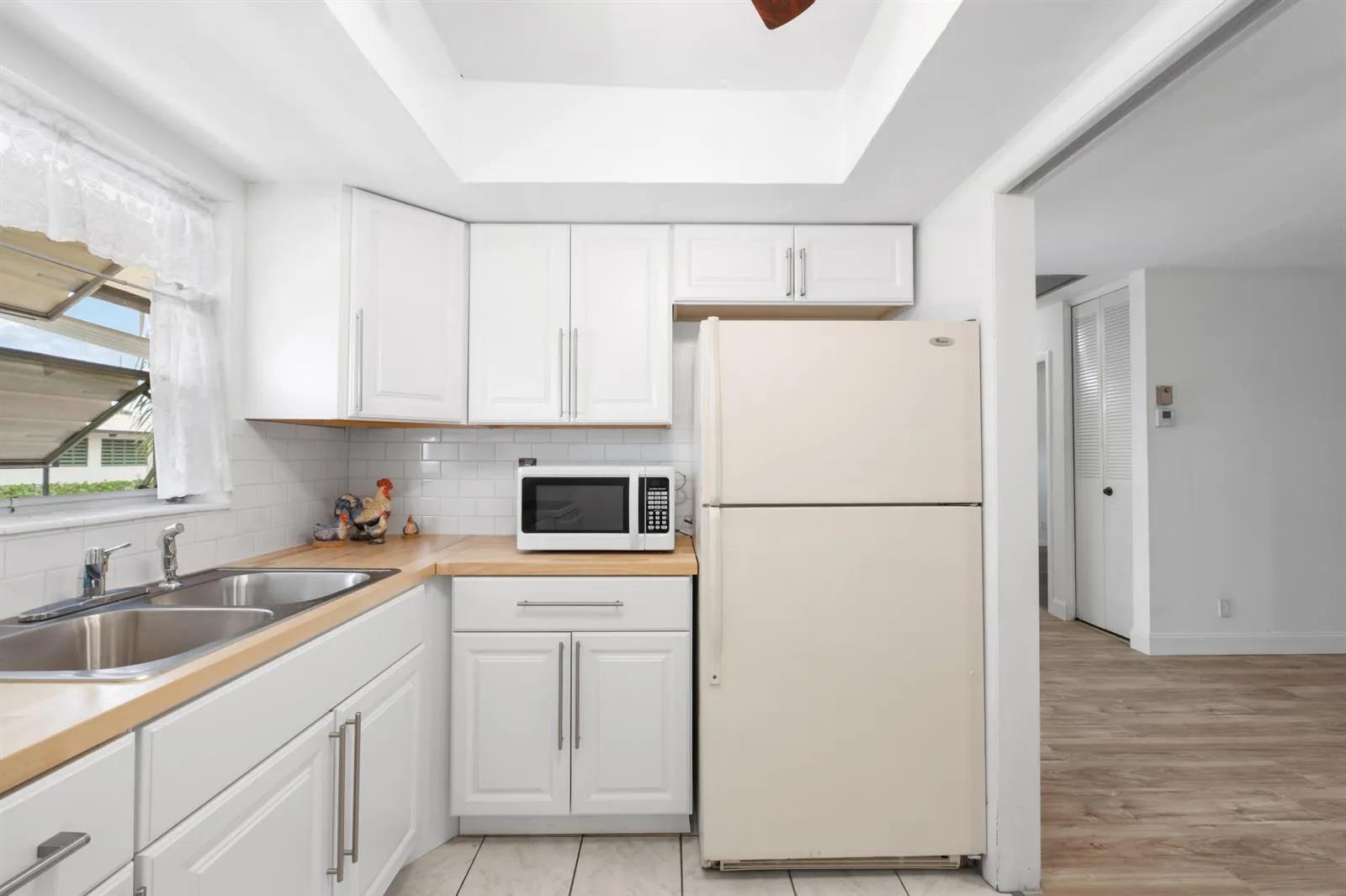 2915 Crosley Drive W # G, West Palm Beach, FL 33415 — photo 4 of 17