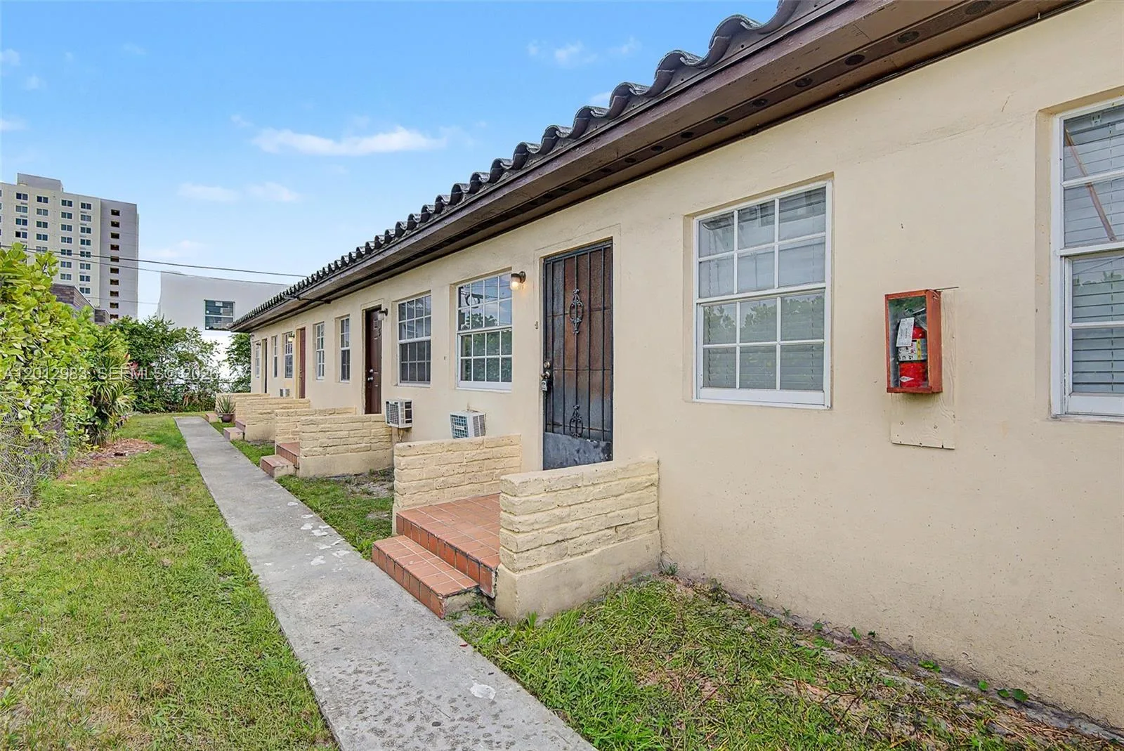 1021 SW 3rd St # 4, Miami, FL 33130