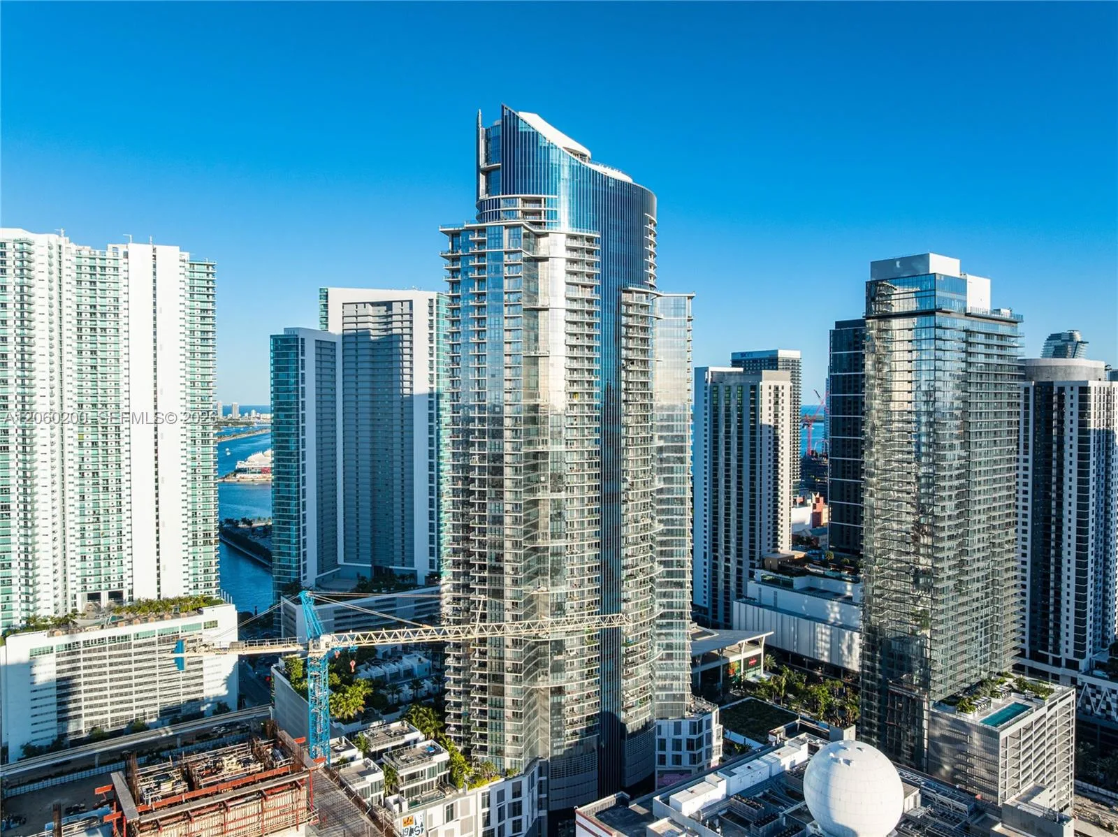 851 NE 1st Ave # 2911, Miami, FL 33132 photo 2