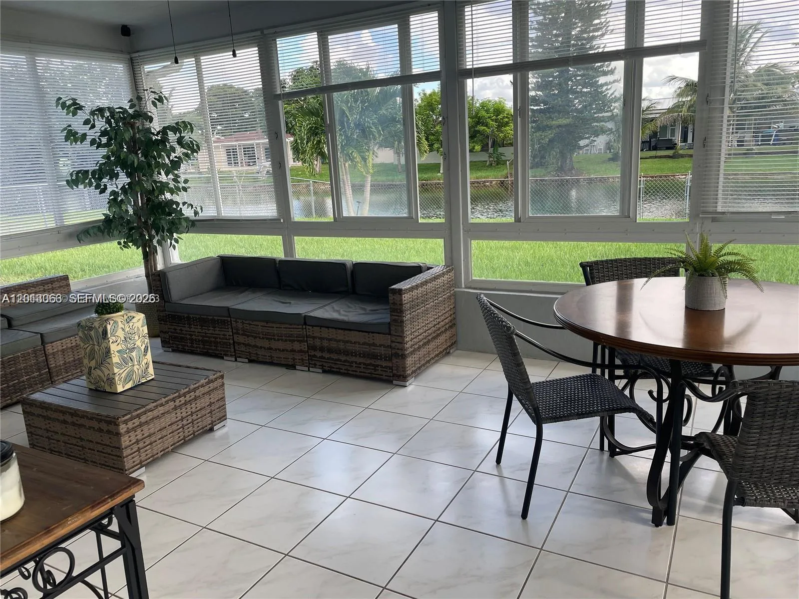 9590 NW 24th Pl, Sunrise, FL 33322 photo 2