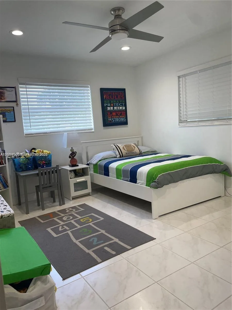 9590 NW 24th Pl, Sunrise, FL 33322 photo 8