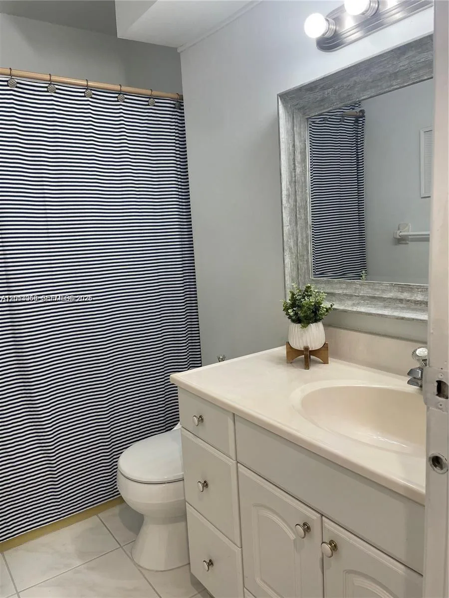9590 NW 24th Pl, Sunrise, FL 33322 photo 9