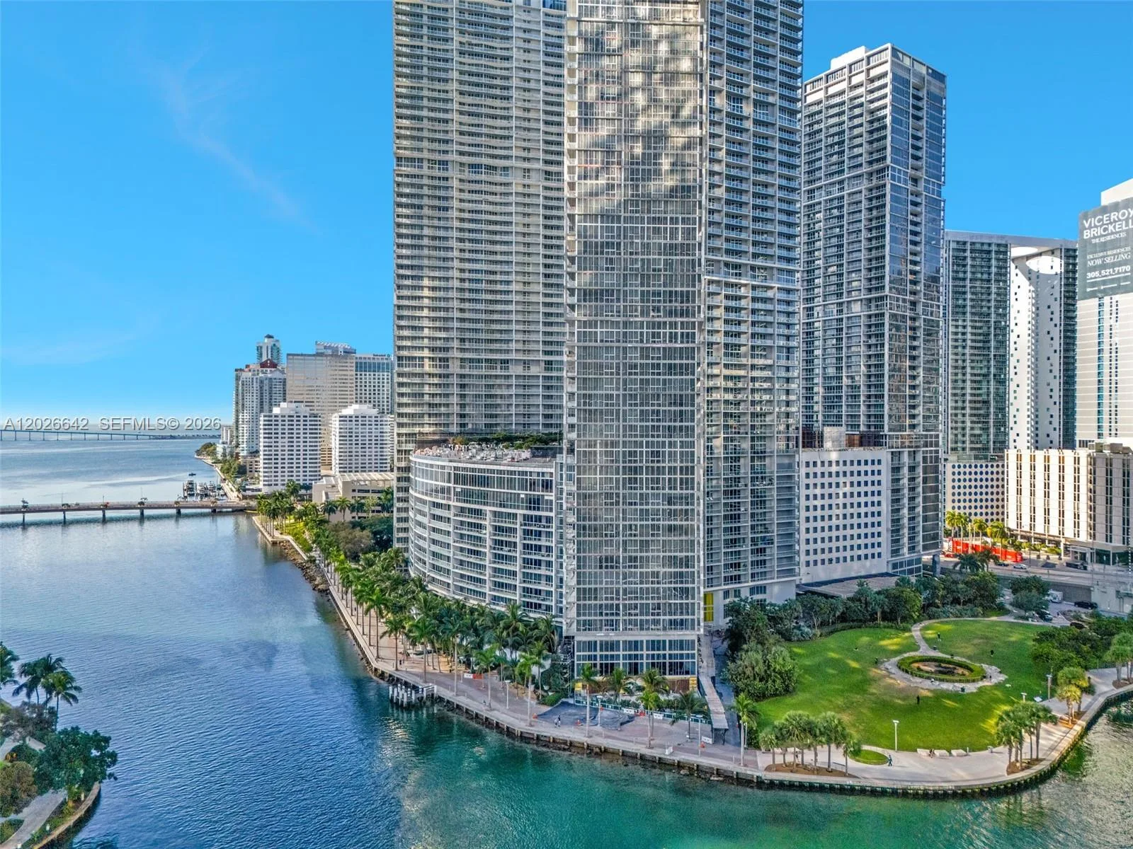 475 Brickell Ave # 3908, Miami, FL 33131 photo 8