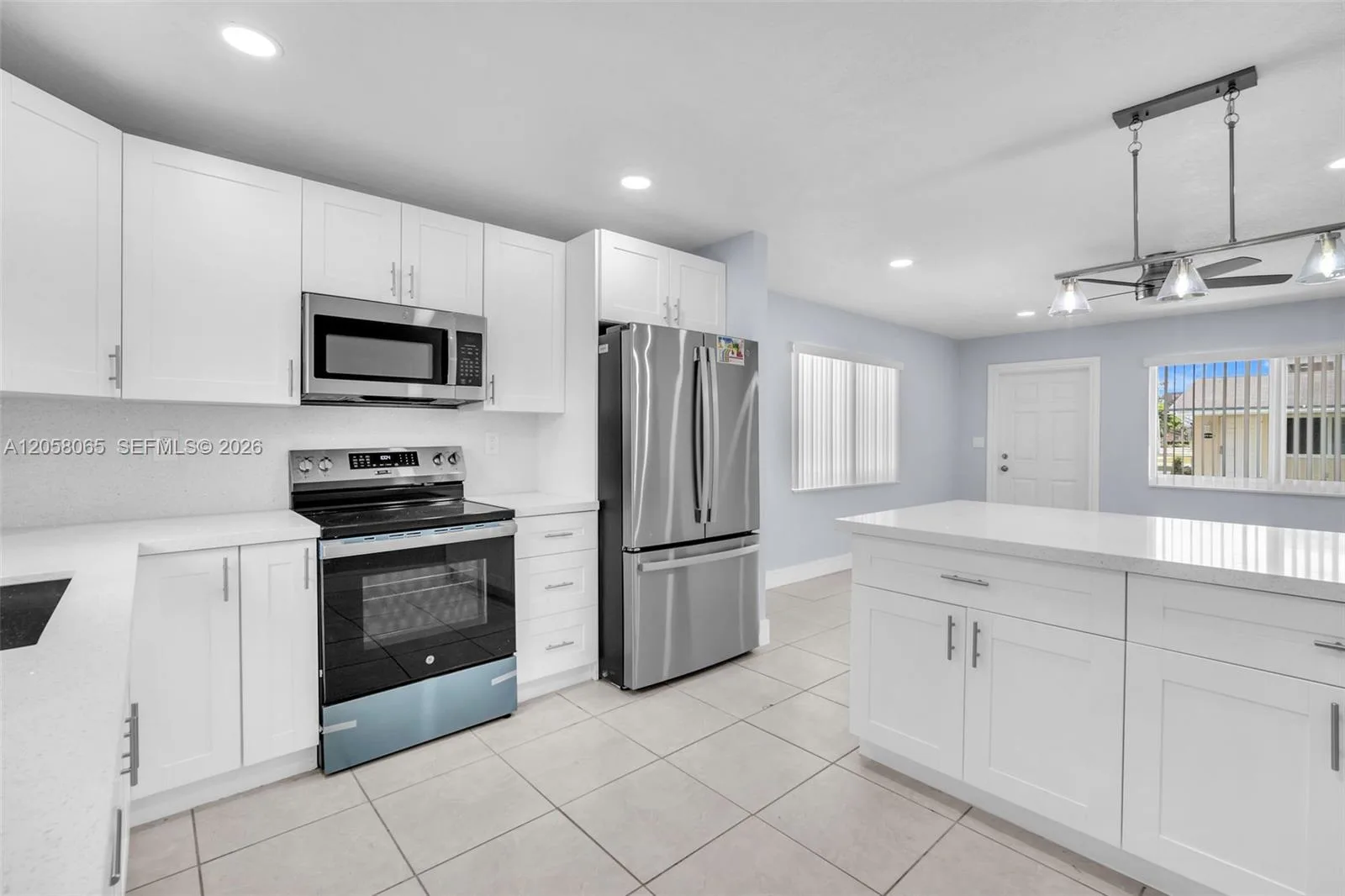 357 Phippen Waiters Rd # 1-2, Dania Beach, FL 33004