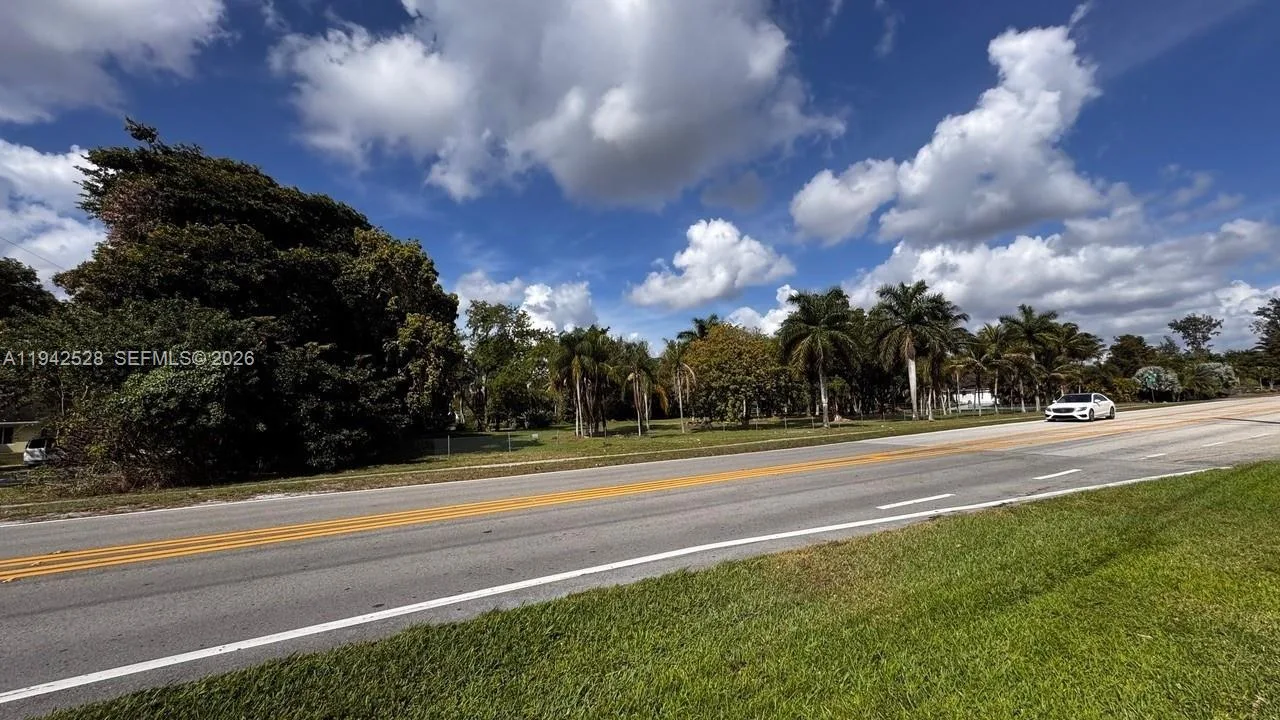 1615 Hiatus Rd, Davie, FL 33325 photo 2
