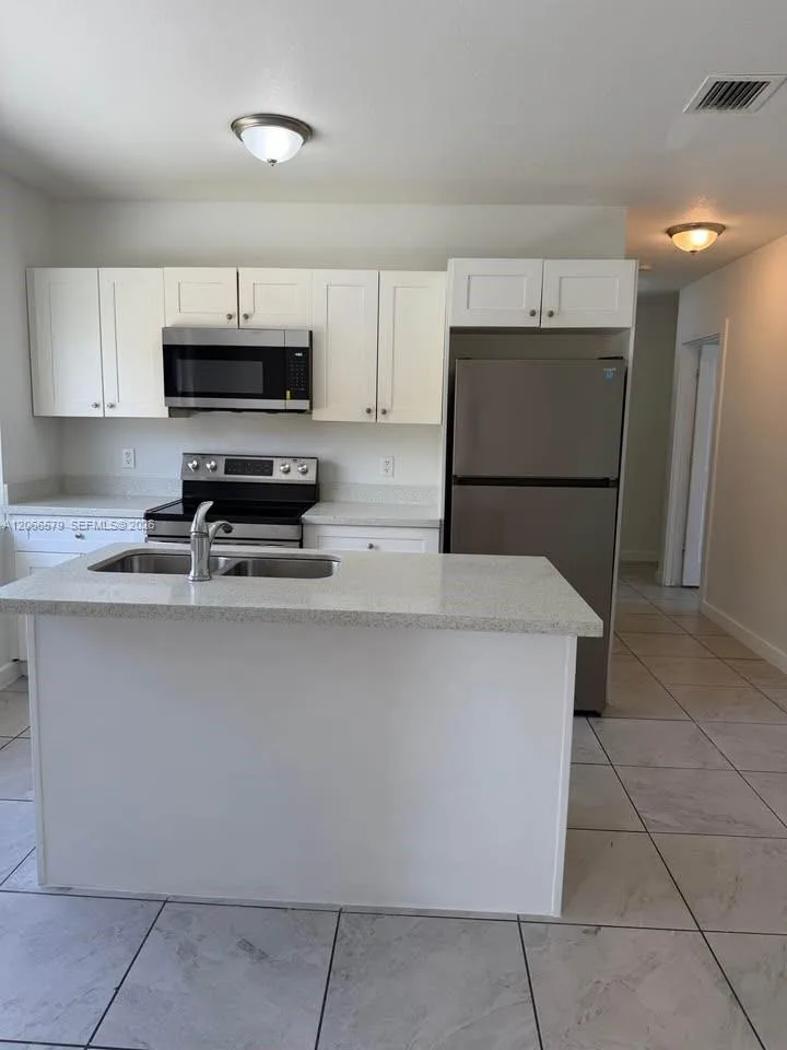 2635 NW 24th Ave, Miami, FL 33142 photo 4