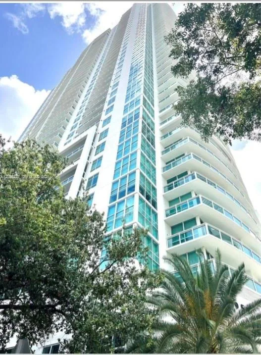 951 Brickell ave # 709, Miami, FL 33131