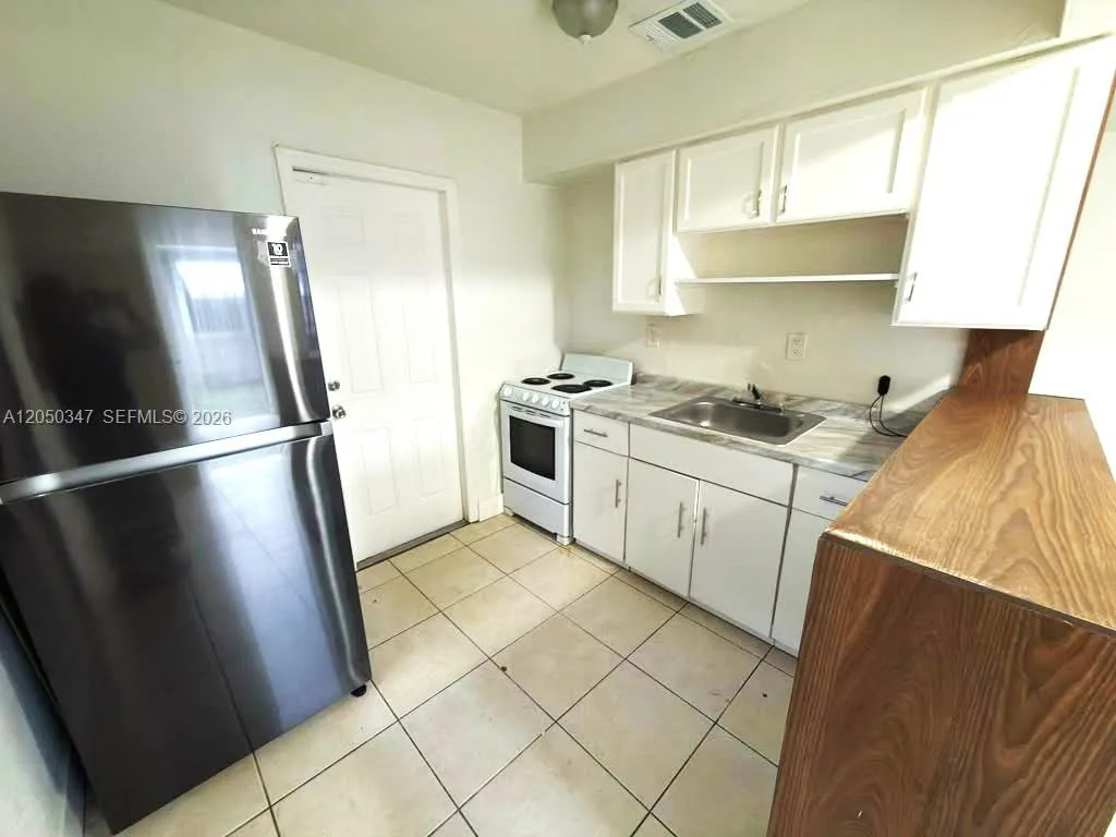 800 NW 56 STREET # 3, Miami, FL 33127 photo 2