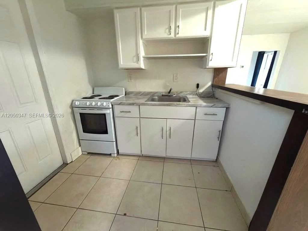 800 NW 56 STREET # 3, Miami, FL 33127 photo 3