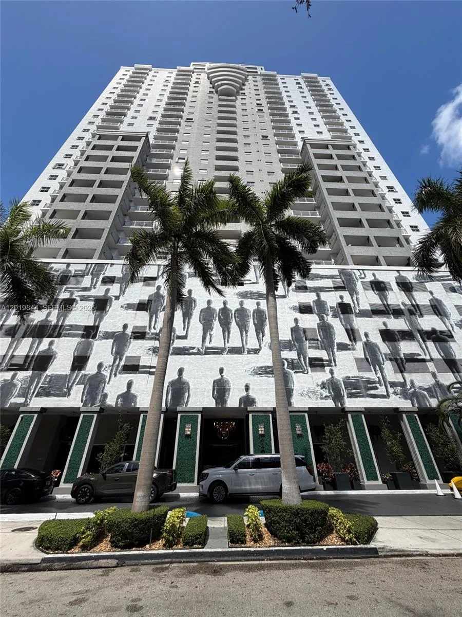 185 SE 14th Ter # 1105, Miami, FL 33131