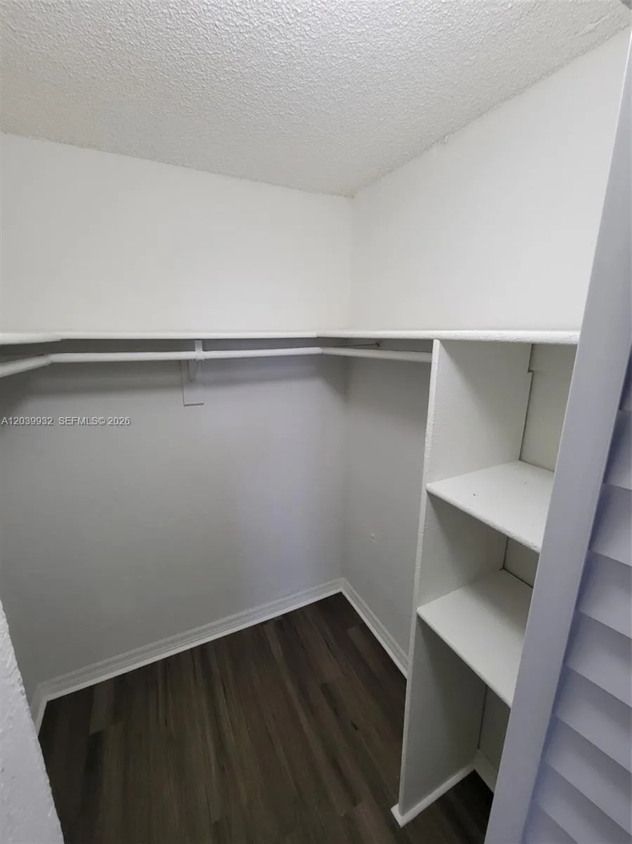 4550 NW 9th St # 512E, Miami, FL 33126 photo 10