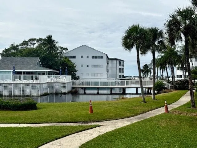 1550 NE Ocean Boulevard # B101, Stuart, FL 34996