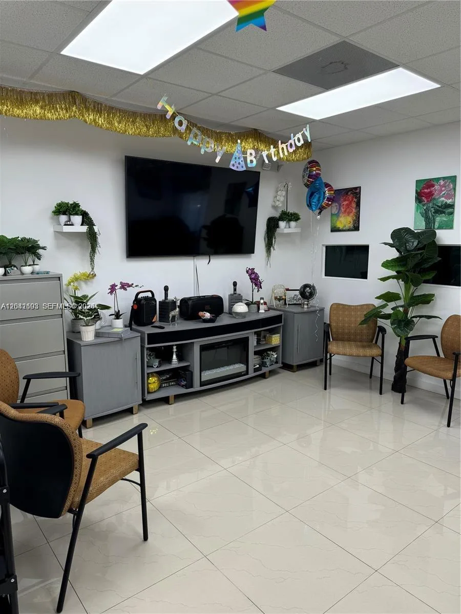 0000 W 20th Ln, Hialeah, FL 33016