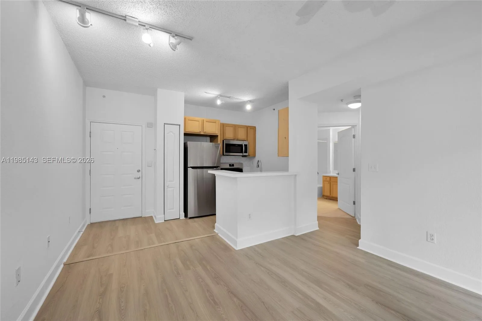 6001 SW 70 Street # 208, South Miami, FL 33143 photo 3
