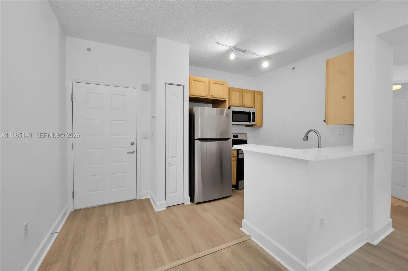 6001 SW 70 Street # 208, South Miami, FL 33143 photo 4