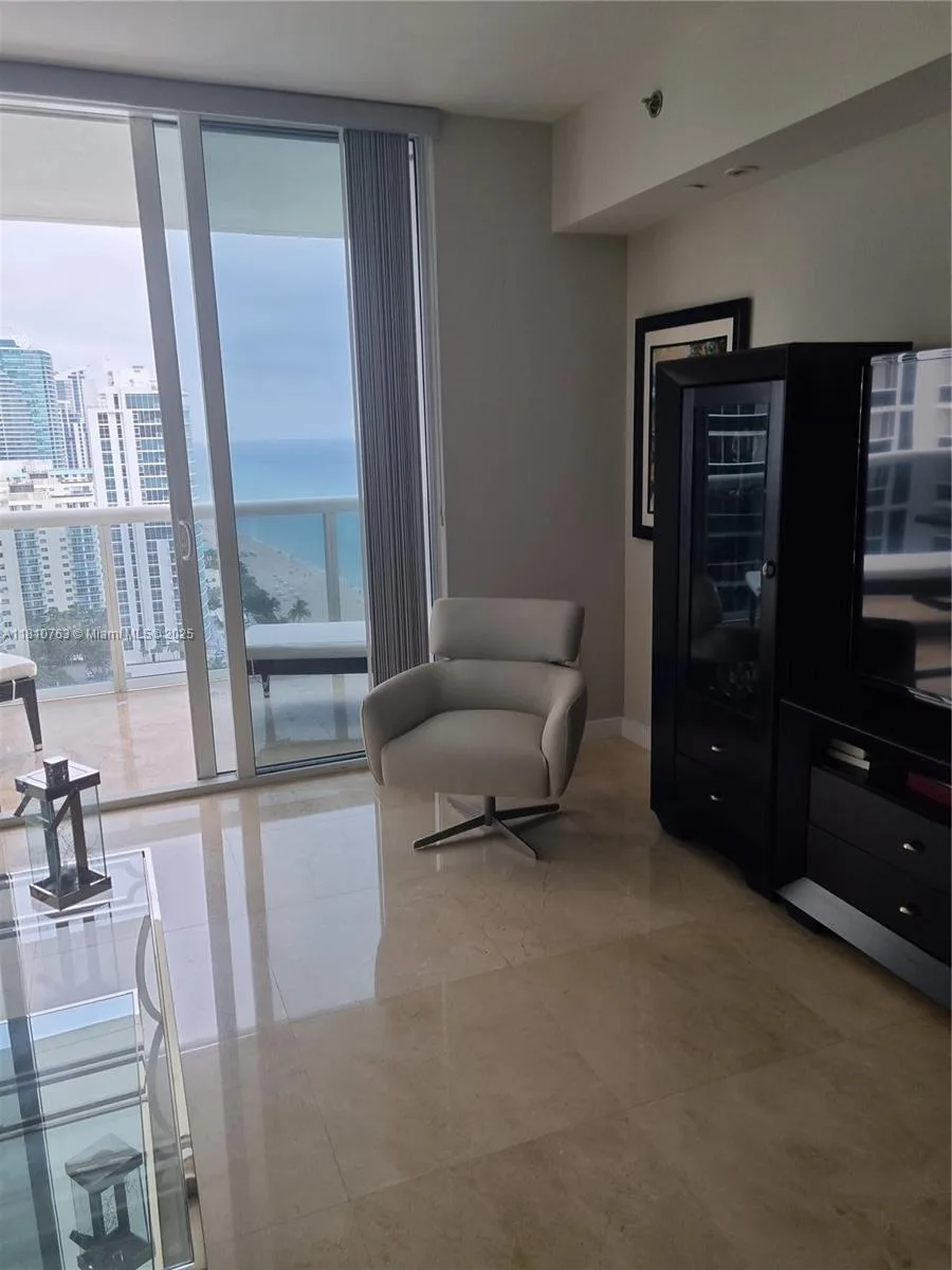 1830 S Ocean Dr # 2312, Hallandale Beach, FL 33009 photo 4