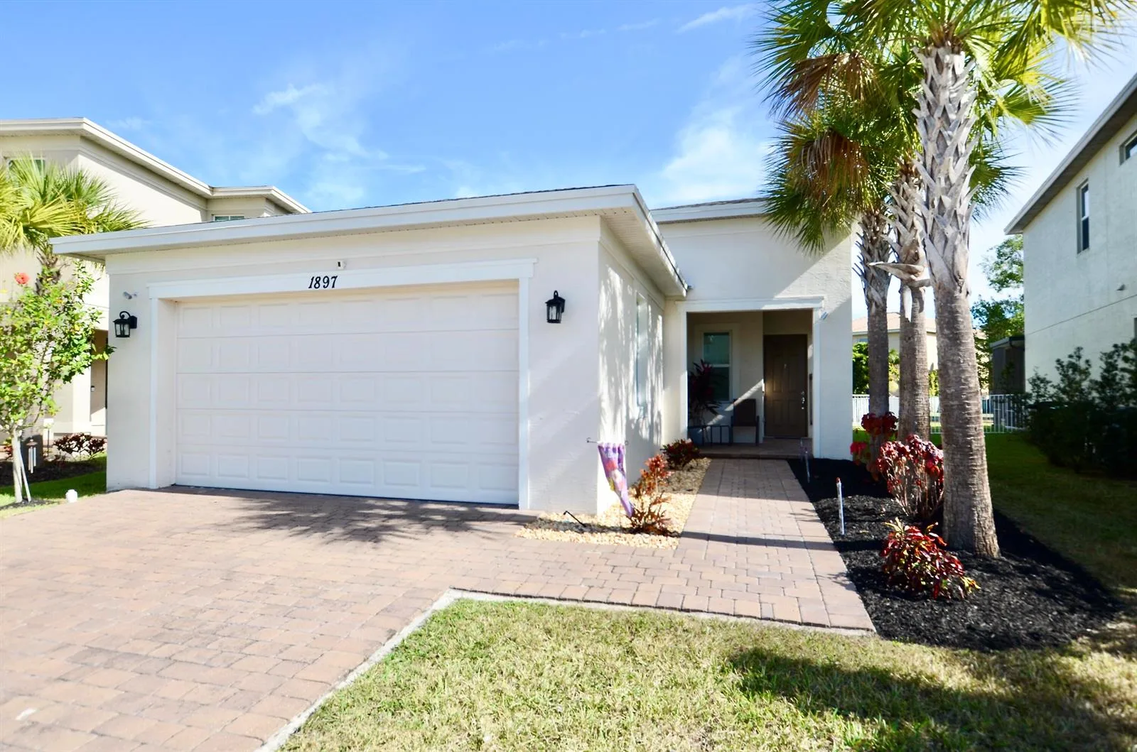 1897 NW Cataluna Circle, Port St. Lucie, FL 34986