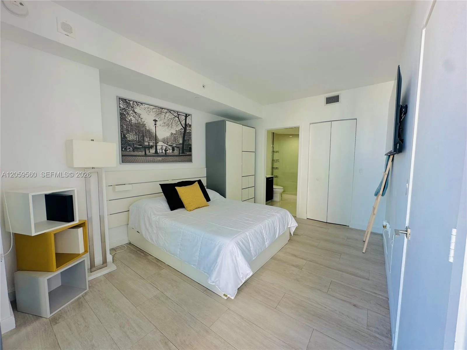45 SW 9th St # 2501, Miami, FL 33130 photo 11