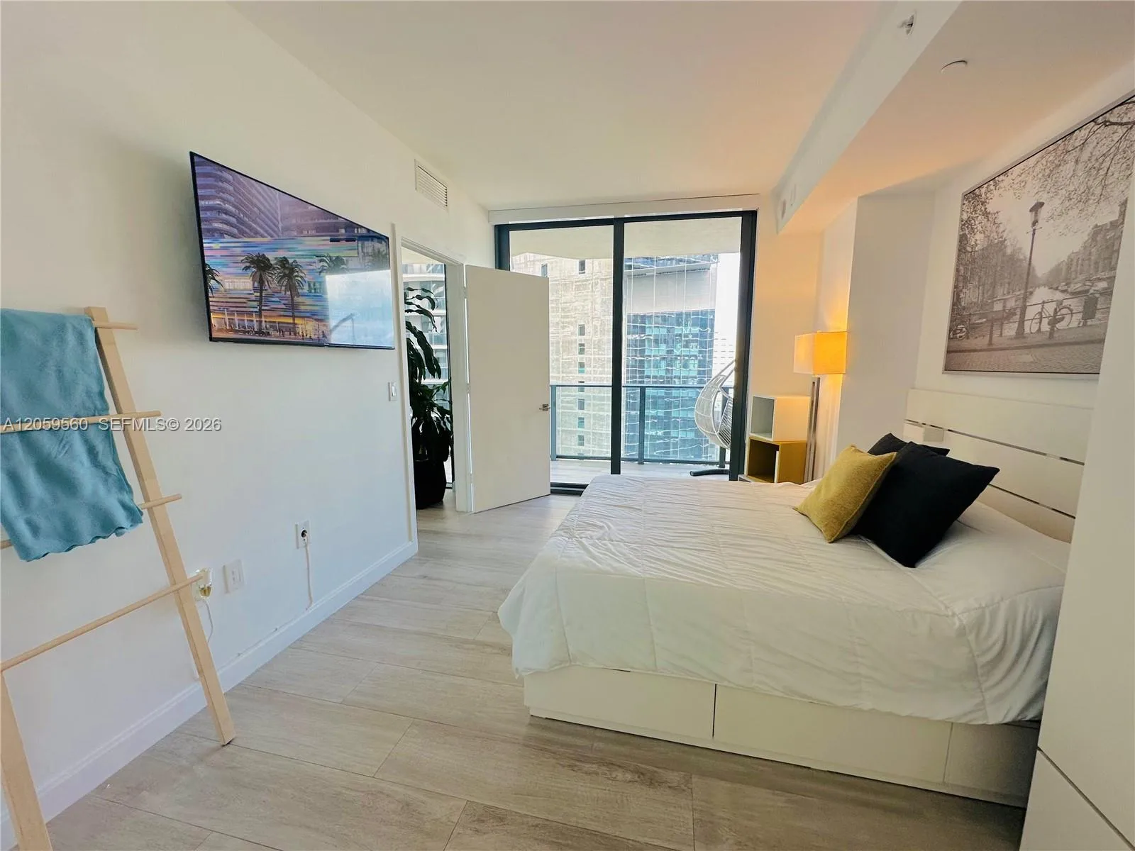 45 SW 9th St # 2501, Miami, FL 33130 photo 12