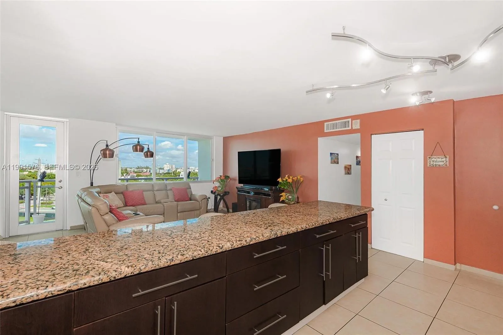 7135 Collins Ave # 625, Miami Beach, FL 33141 photo 6