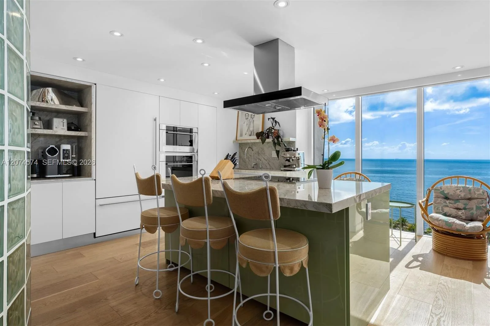 881 Ocean Dr # 10A, Key Biscayne, FL 33149 photo 8