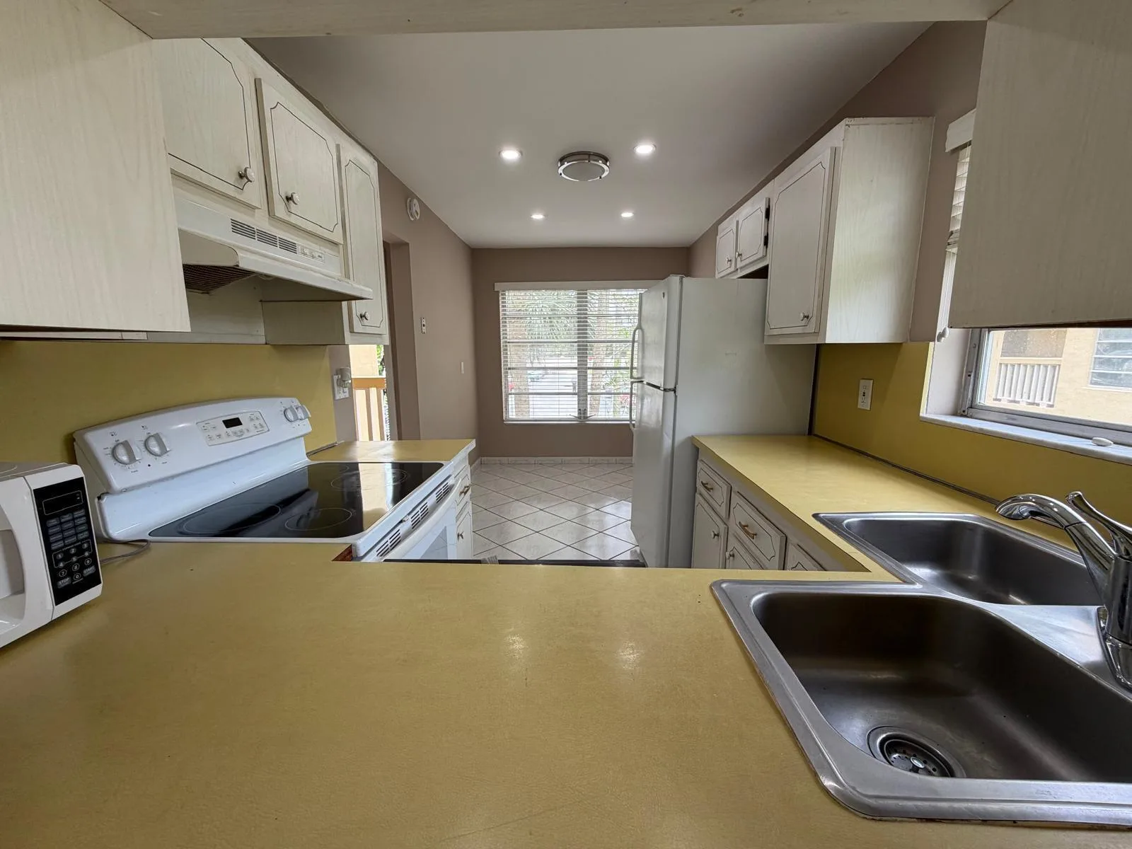 5750 NW 64th Avenue # 201, Tamarac, FL 33319 photo 8