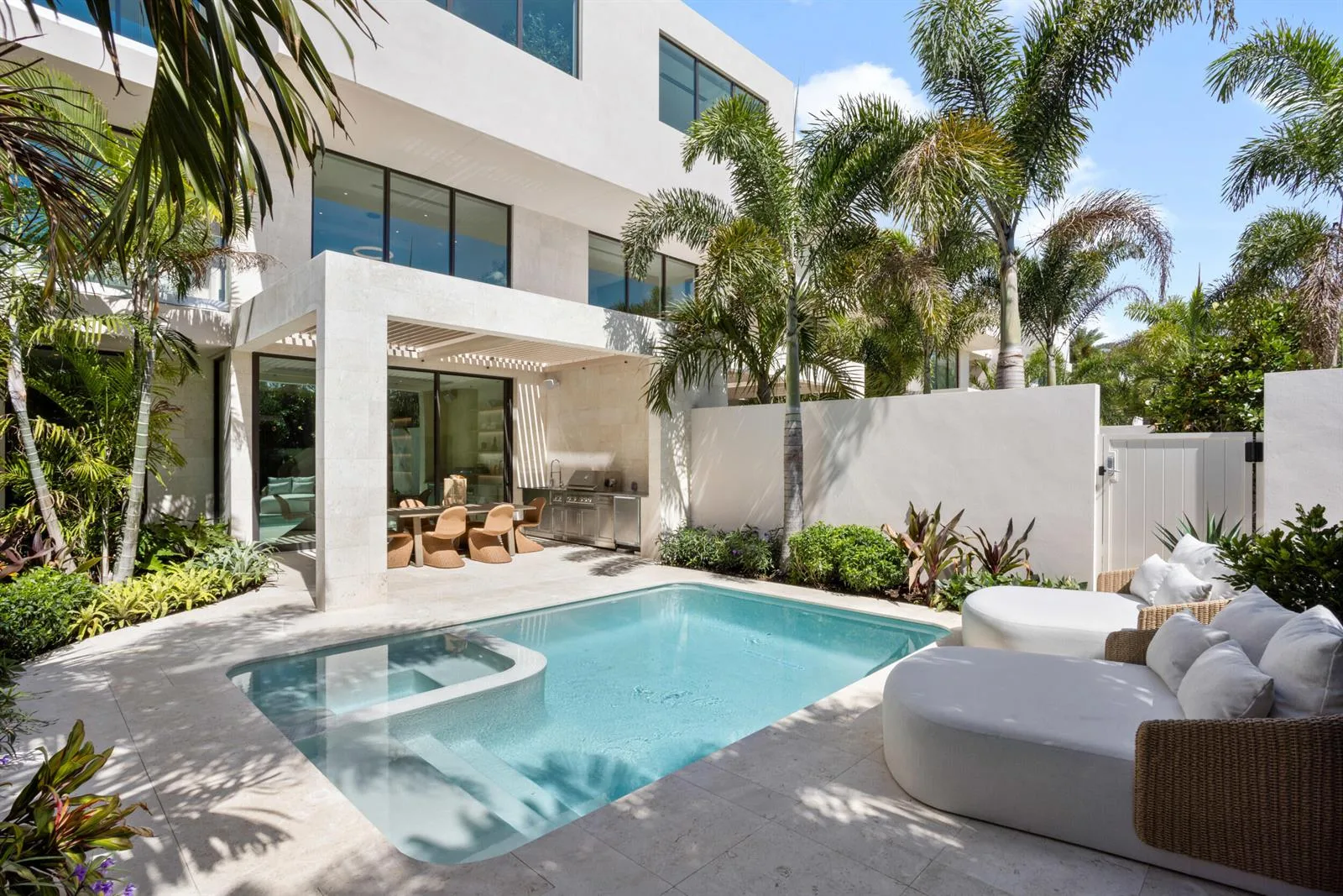 1258 George Bush Boulevard, Delray Beach, FL 33483 photo 9